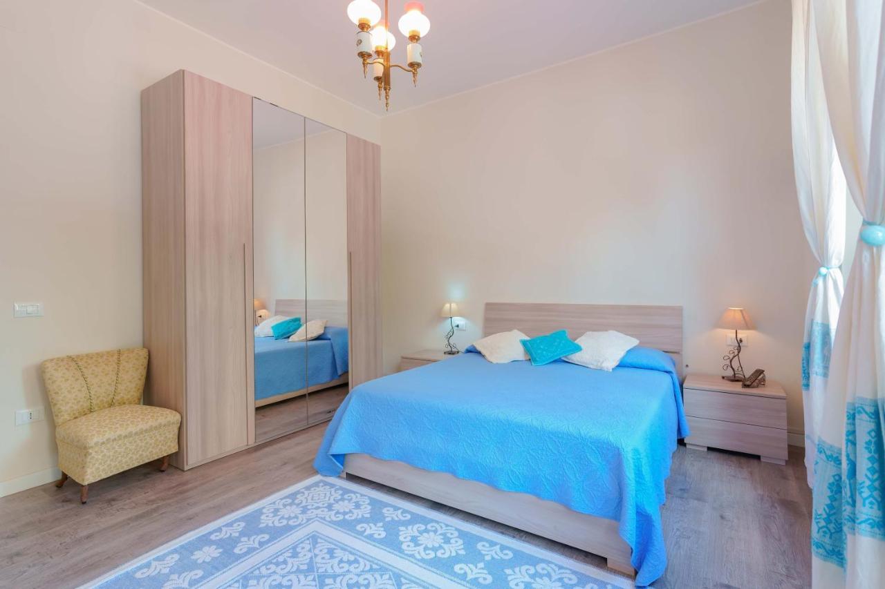 Fortyfourbandb Bed & Breakfast Cagliari Eksteriør bilde